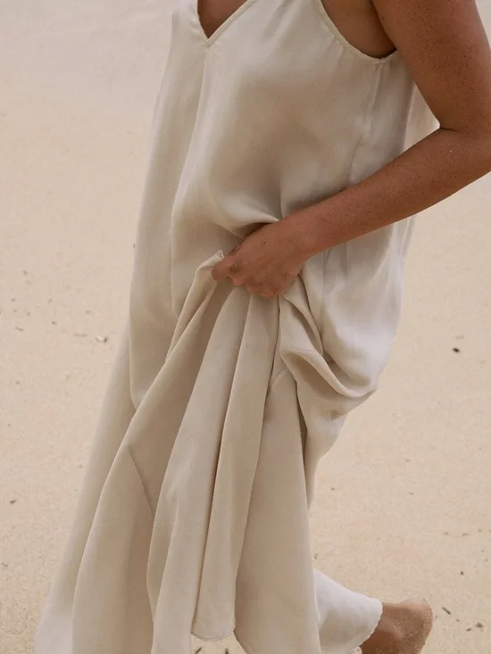 NWT The Handloom LA Slip Maxi Dress in Cream Size S/M $190 In Stores - Picture 3 of 8